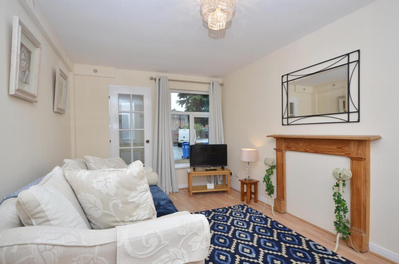 Bright Stylish 2 Bedroom Garden Apartment South Belfast Close To Everything Екстериор снимка